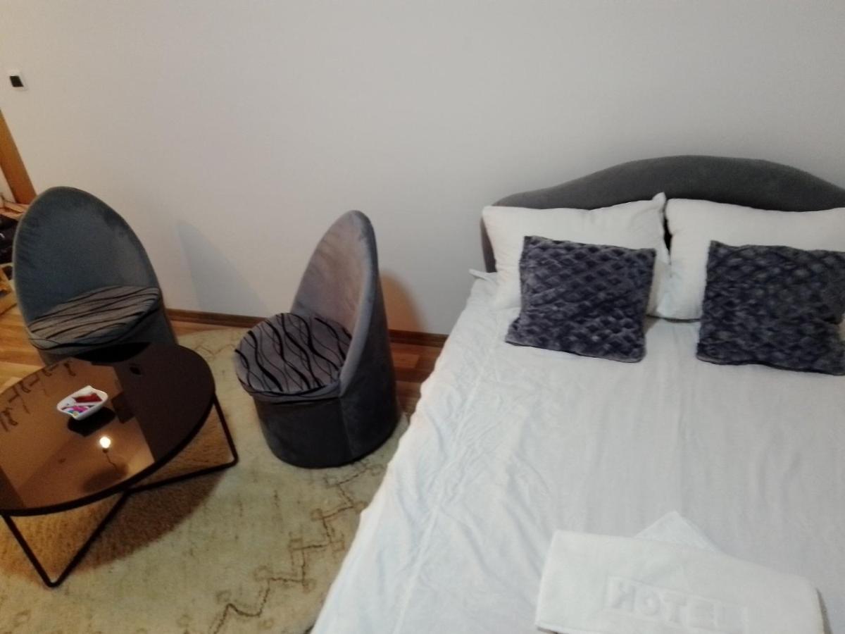 Sleep And Drive No7 Apartment Sarajevo Ngoại thất bức ảnh